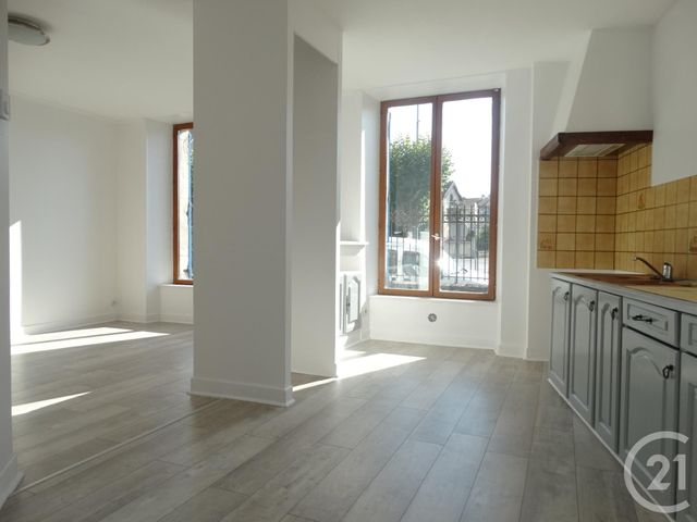 Appartement F3 à louer - 3 pièces - 58.0 m2 - ETAIN - 55 - LORRAINE - Century 21 L'Immobilière Stainoise