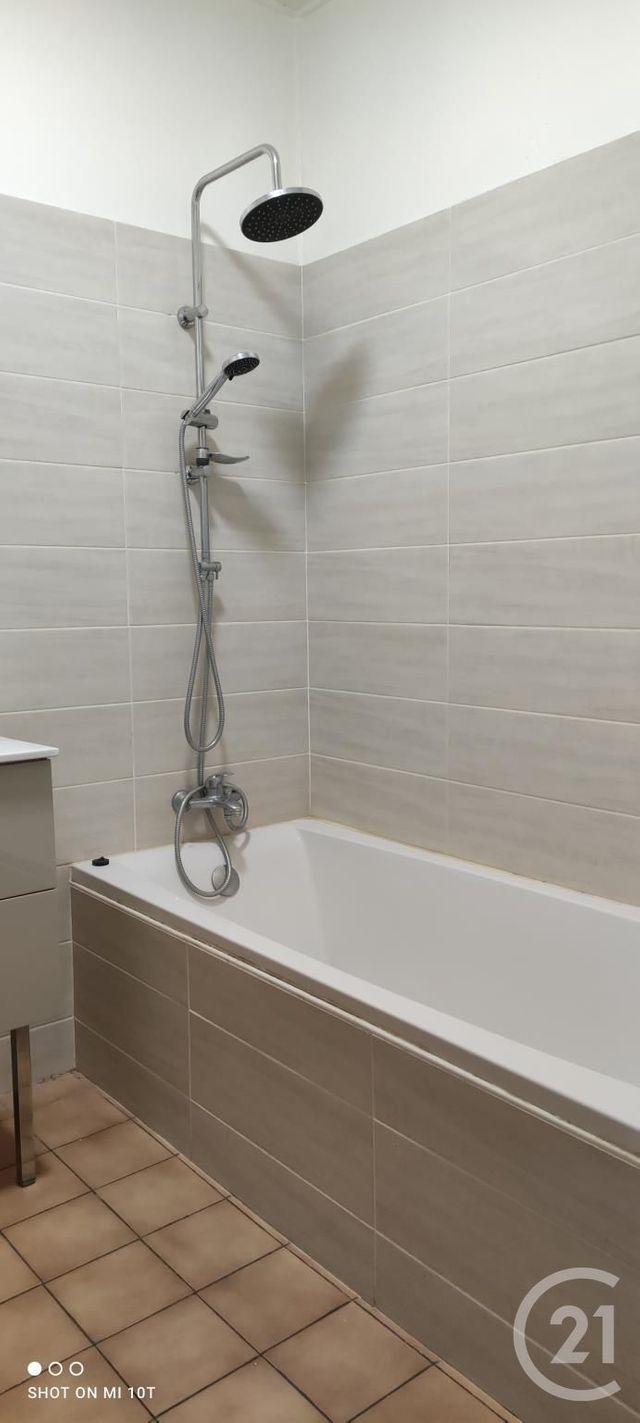 appartement à louer - 3 pièces - 69.0 m2 - ETAIN - 55 - LORRAINE - Century 21 L'Immobilière Stainoise appartement à louer - 3 pièces - 69.0 m2 - ETAIN - 55 - LORRAINE - Century 21 L'Immobilière Stainoise