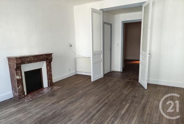 Appartement F2 à louer - 2 pièces - 52.0 m2 - ETAIN - 55 - LORRAINE - Century 21 L'Immobilière Stainoise Appartement F2 à louer - 2 pièces - 52.0 m2 - ETAIN - 55 - LORRAINE - Century 21 L'Immobilière Stainoise