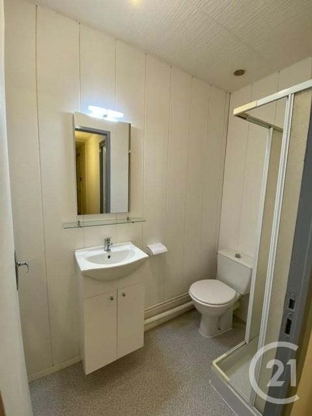 Appartement F2 à louer - 2 pièces - 52.0 m2 - ETAIN - 55 - LORRAINE - Century 21 L'Immobilière Stainoise Appartement F2 à louer - 2 pièces - 52.0 m2 - ETAIN - 55 - LORRAINE - Century 21 L'Immobilière Stainoise