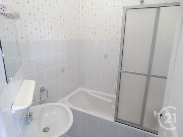 Afficher la photo en grand Appartement F2 à louer - 2 pièces - 45.0 m2 - ETAIN - 55 - LORRAINE - Century 21 L'Immobilière Stainoise