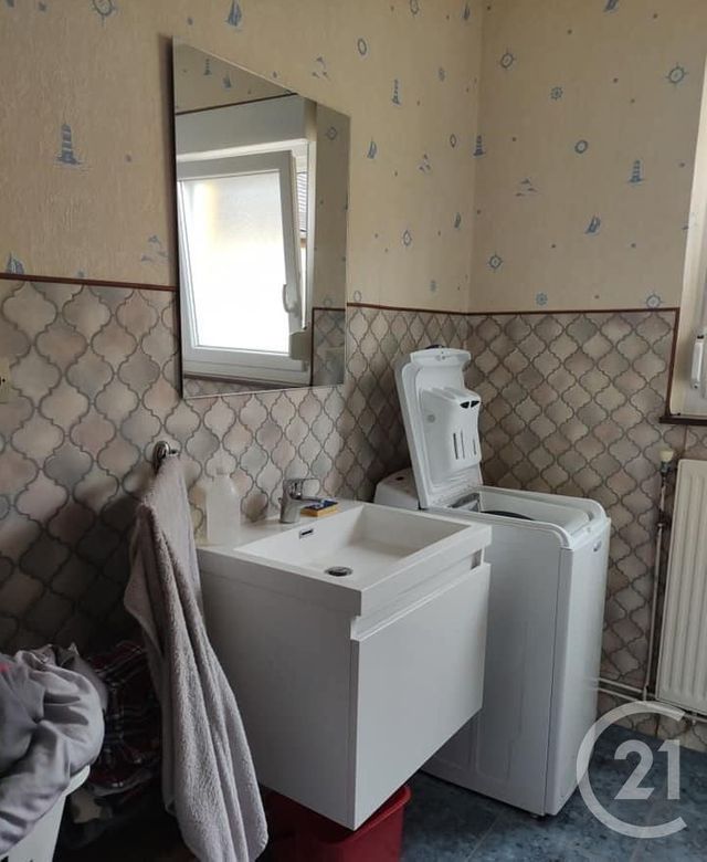 Afficher la photo en grand Appartement F3 à louer - 3 pièces - 77.0 m2 - ETAIN - 55 - LORRAINE - Century 21 L'Immobilière Stainoise