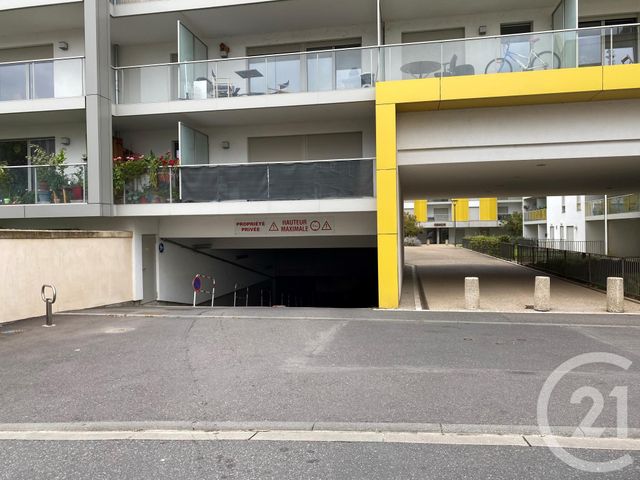 parking à louer - 24.0 m2 - METZ - 57 - LORRAINE - Century 21 L'Immobilière Stainoise
