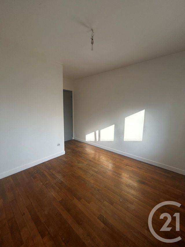 Afficher la photo en grand Appartement F3 à louer - 3 pièces - 78.0 m2 - WOEL - 55 - LORRAINE - Century 21 L'Immobilière Stainoise