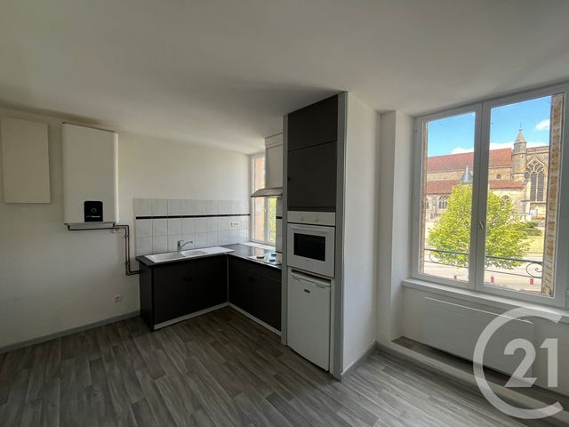Appartement F2 à louer ETAIN