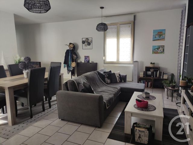 Appartement F5 à vendre - 5 pièces - 93.03 m2 - ETAIN - 55 - LORRAINE - Century 21 L'Immobilière Stainoise