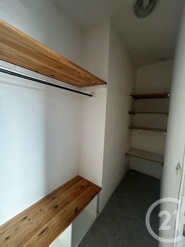 Appartement F2 à louer - 2 pièces - 54.0 m2 - STENAY - 55 - LORRAINE - Century 21 L'Immobilière Stainoise