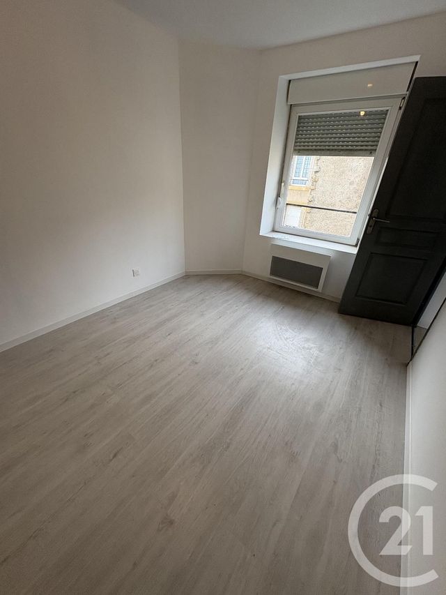 Appartement F3 à louer - 3 pièces - 57.0 m2 - LONGUYON - 54 - LORRAINE - Century 21 L'Immobilière Stainoise