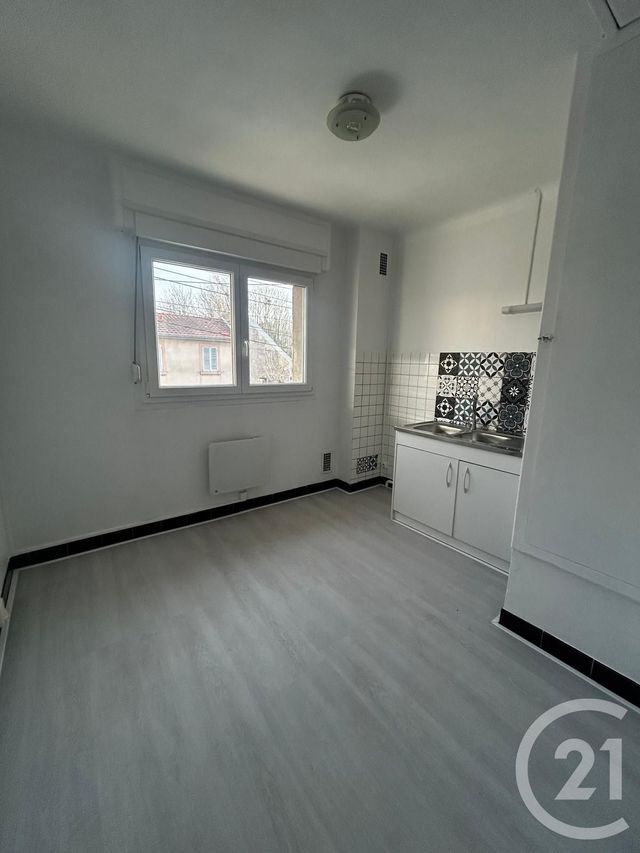 Appartement F2 bis à louer - 3 pièces - 59.95 m2 - ETAIN - 55 - LORRAINE - Century 21 L'Immobilière Stainoise