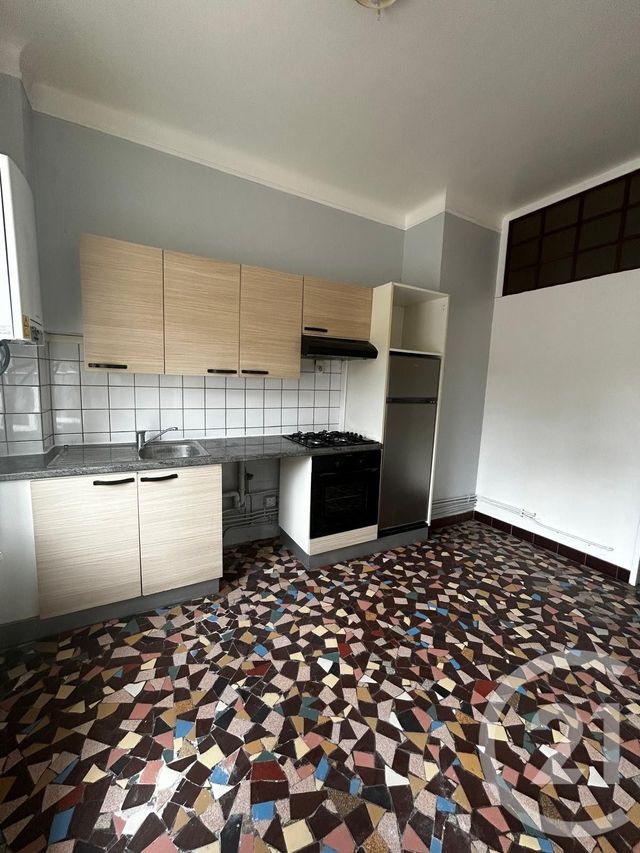 Appartement F2 à louer STENAY
