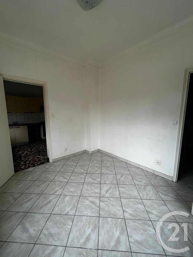 Appartement F2 à louer - 2 pièces - 34.09 m2 - STENAY - 55 - LORRAINE - Century 21 L'Immobilière Stainoise