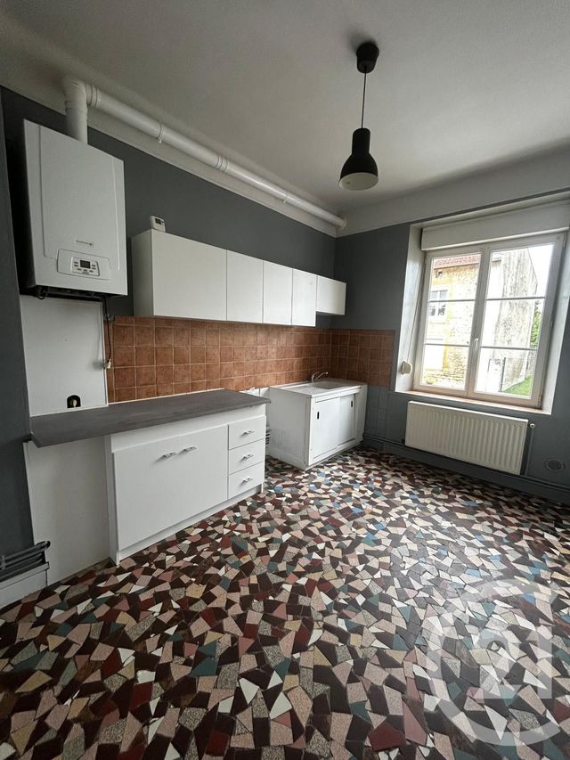 Appartement F2 à louer STENAY