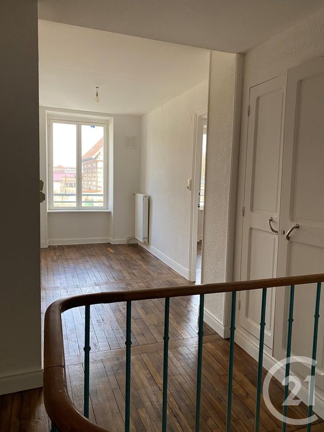 Appartement F6 à louer - 5 pièces - 137.18 m2 - ETAIN - 55 - LORRAINE - Century 21 L'Immobilière Stainoise