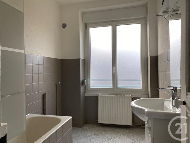 Appartement F6 à louer - 5 pièces - 137.18 m2 - ETAIN - 55 - LORRAINE - Century 21 L'Immobilière Stainoise