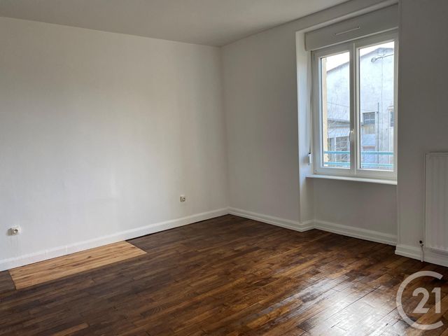 Appartement F6 à louer - 5 pièces - 137.18 m2 - ETAIN - 55 - LORRAINE - Century 21 L'Immobilière Stainoise