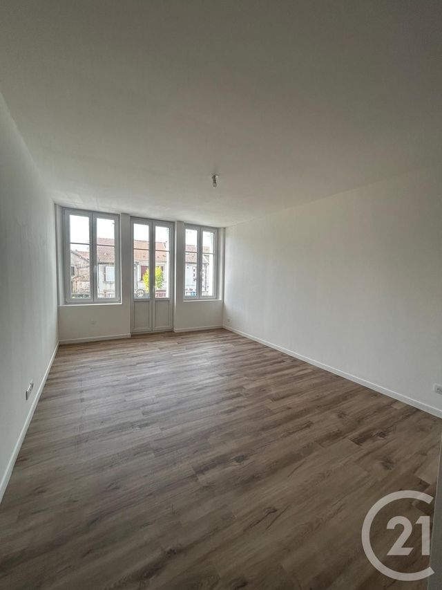 maison à louer - 3 pièces - 85.0 m2 - ETAIN - 55 - LORRAINE - Century 21 L'Immobilière Stainoise
