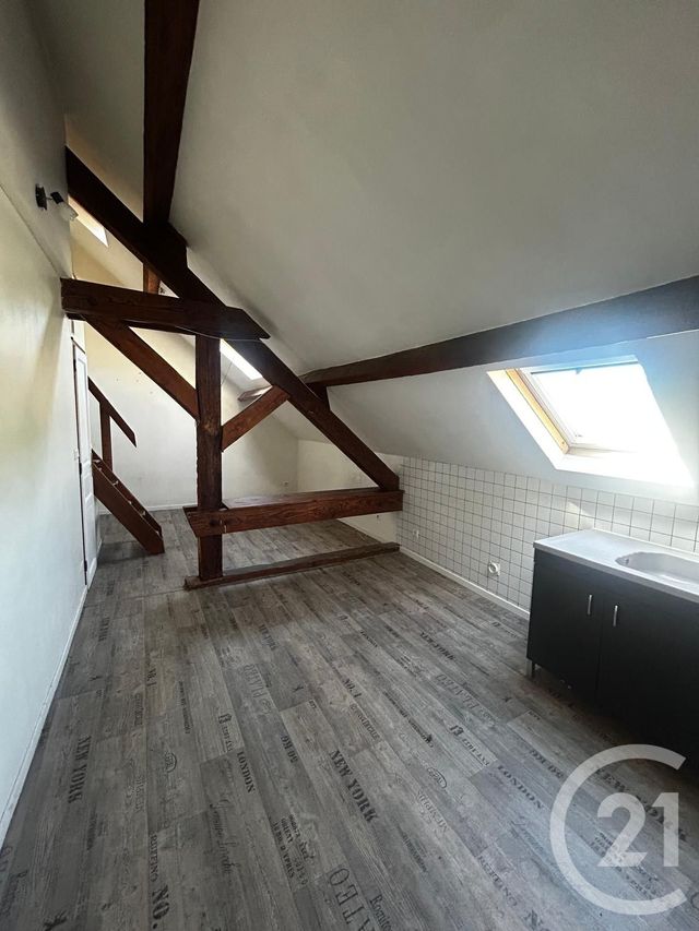 Appartement F2 à louer - 2 pièces - 18.84 m2 - LONGUYON - 54 - LORRAINE - Century 21 L'Immobilière Stainoise