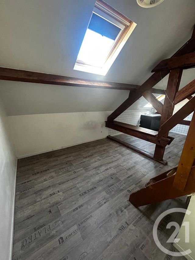 Appartement F2 à louer - 2 pièces - 18.84 m2 - LONGUYON - 54 - LORRAINE - Century 21 L'Immobilière Stainoise