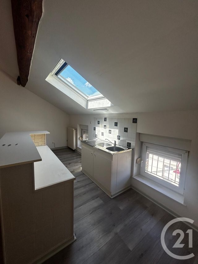 Appartement Duplex à louer - 3 pièces - 59.97 m2 - JARNY - 54 - LORRAINE - Century 21 L'Immobilière Stainoise