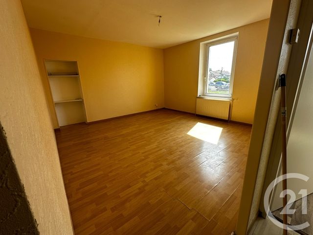 Appartement F3 à vendre - 4 pièces - 71.11 m2 - GIRAUMONT - 54 - LORRAINE - Century 21 L'Immobilière Stainoise