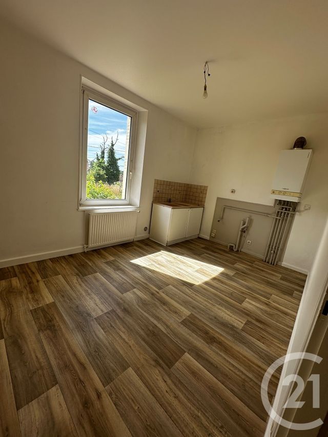 Appartement F3 à vendre - 4 pièces - 71.11 m2 - GIRAUMONT - 54 - LORRAINE - Century 21 L'Immobilière Stainoise
