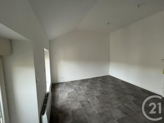 Appartement F2 à louer - 2 pièces - 30.0 m2 - ETAIN - 55 - LORRAINE - Century 21 L'Immobilière Stainoise